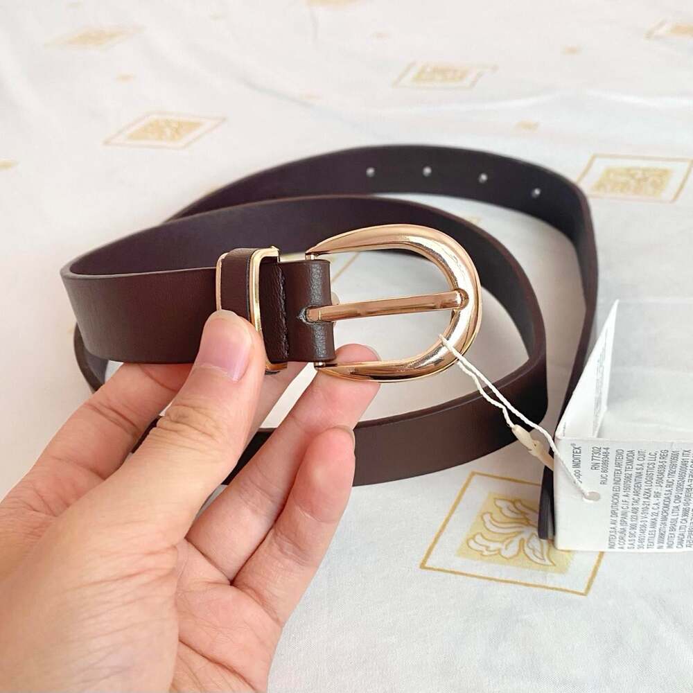 BNWT brown faux leather belt with gold oval buckle